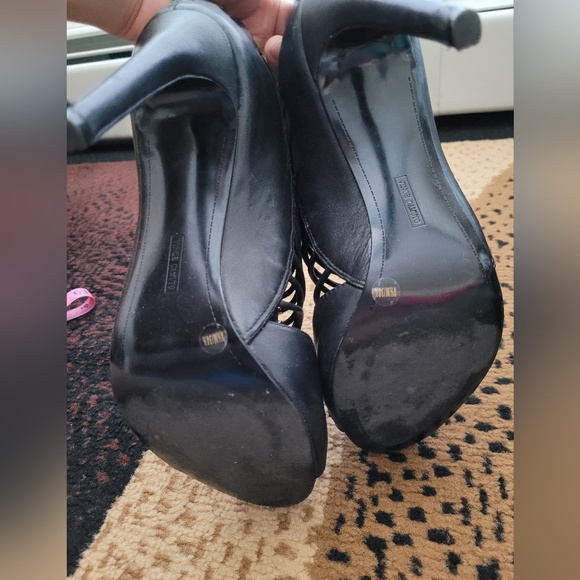 Vince Camuto Heels size 8.5 - Picture 8 of 10